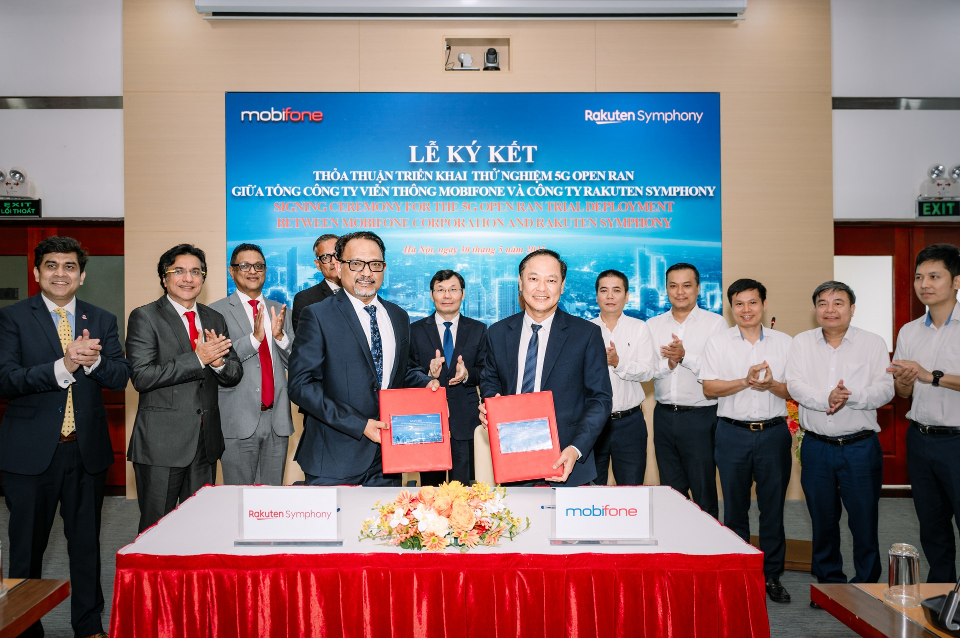 Japan's Rakuten Symphony to trial 4G and 5G Open RAN mobile networks in Vietnam